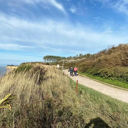 Daire 5 Sterne Stranddomizil Mit Eckbalkon Und Boddenblick Wustrow (Fischland)